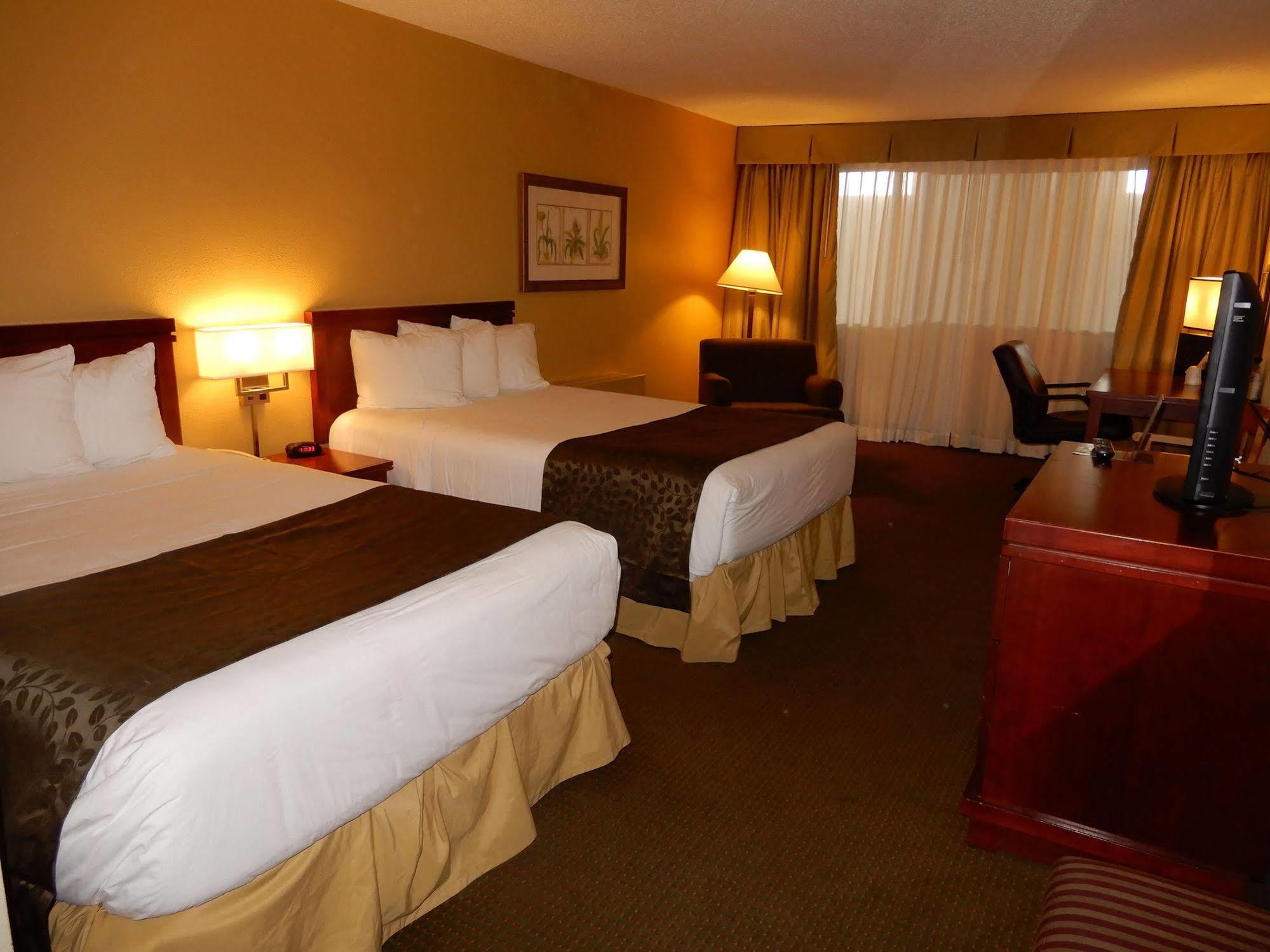Clarion Hotel Milwaukee Airport Exterior foto